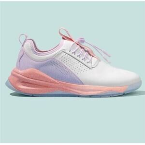 Clove Limited Edition Classic Sneakers In Peach
Quartz nursing shoe Size 8.5